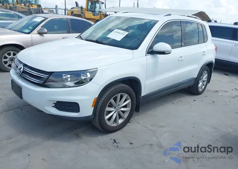 2017 Volkswagen Tiguan 2.0T Wolfsburg Edition z USA, uszkodzony, nr VIN WVGRV7AX6HK006975